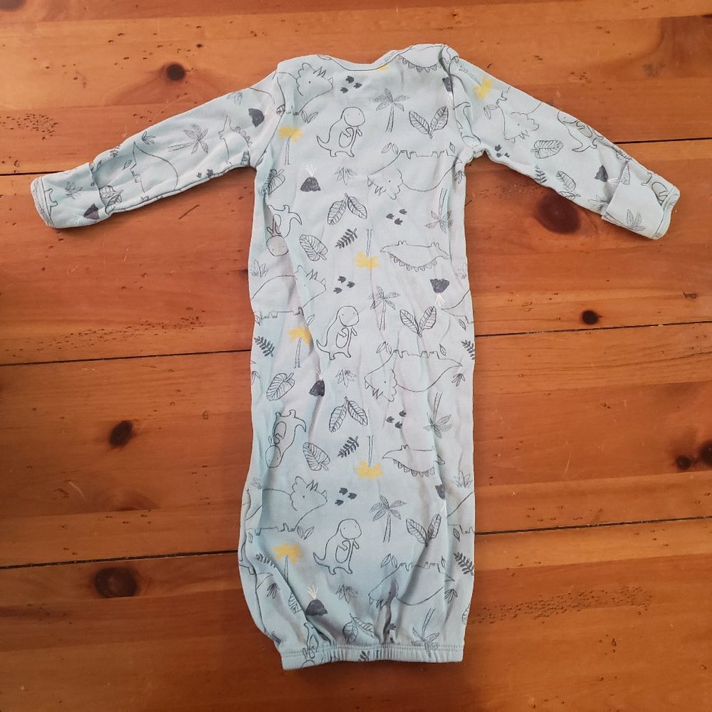 3/$10 dinosaur print baby nightgown (3M)